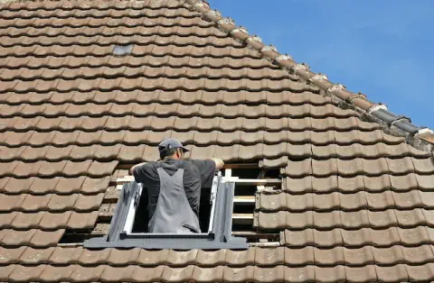 Pose de velux - Fontevraud-l'Abbaye